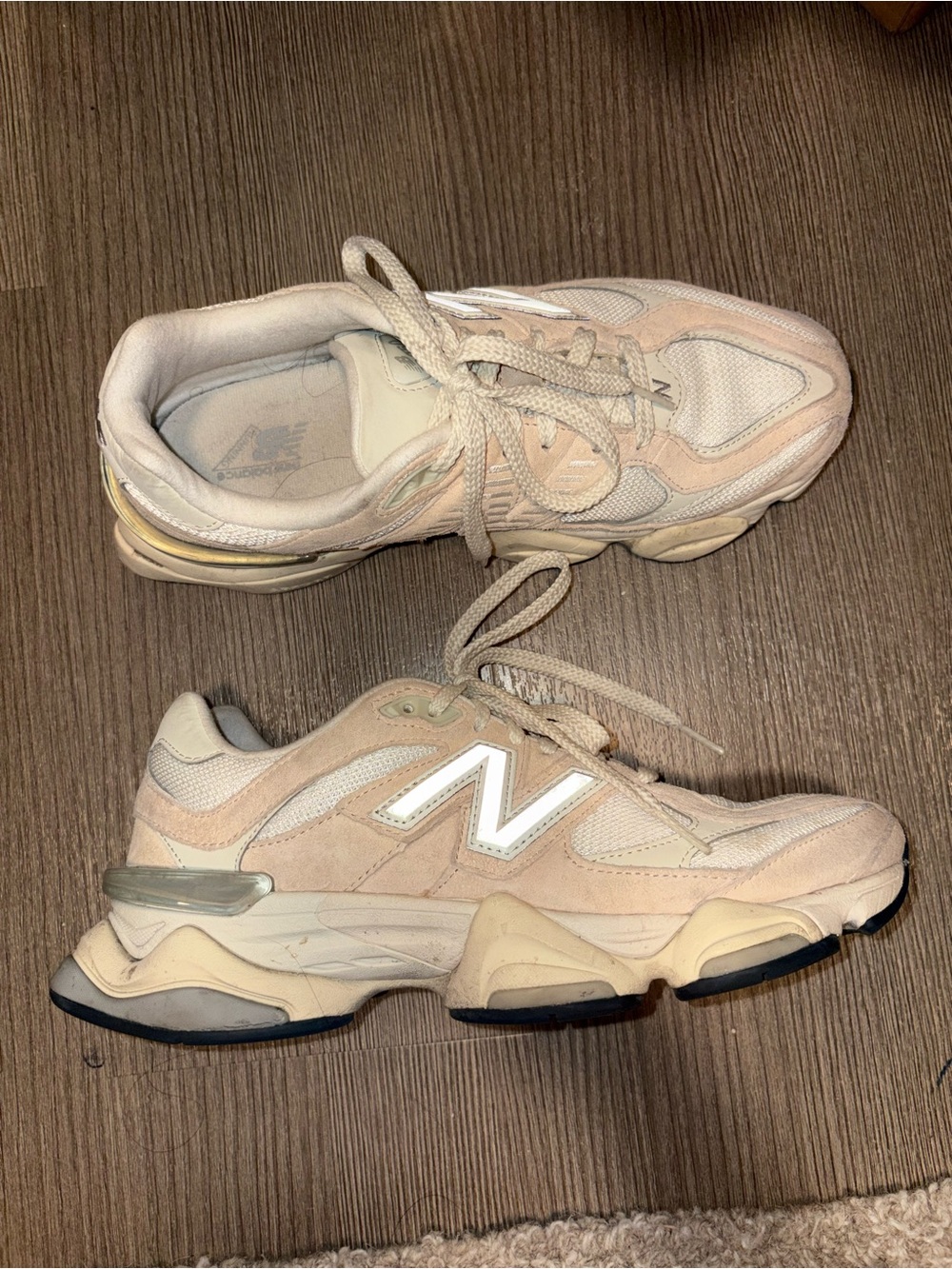New Balance 9060 Ivory Cream Pink Sand sneakers